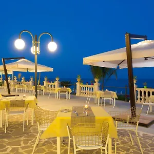 Hellenia Yachting & Spa 4* Giardini-Naxos